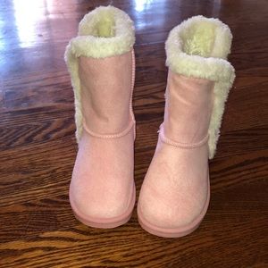 Fab kids size US 13 pink fuzzy boots.